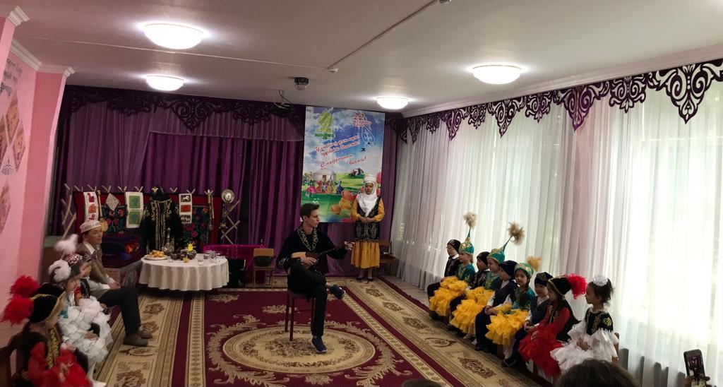 Утренник "В гостях у Әже" гр."Радуга"